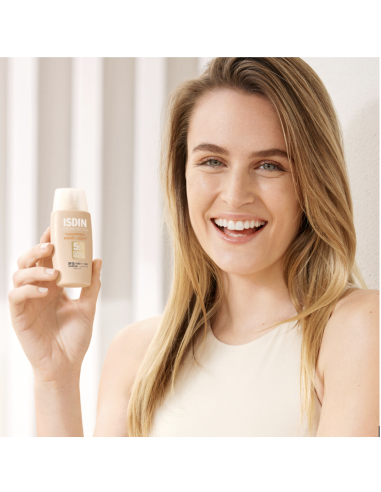 ISDIN FUSION WATER MAGIC LIGHT SPF 50 50 ML